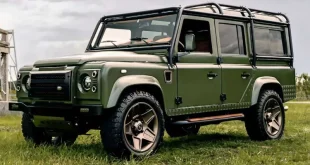 بازتولید لندروور دیفندر با موتور V8