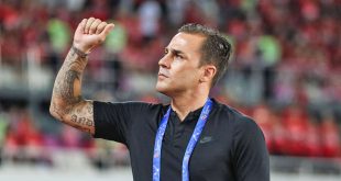 رسمی: کاناوارو مربی ستاره‌های استقلال و پرسپولیس شد