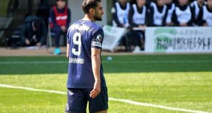 مهاجم لژیونر: بازی در پرسپولیس یک دنیای دیگر است | دنبال پول بودم استقلالی می شدم