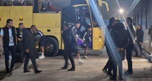 ماجرای گم شدن کاروان الوصل در جاده! | راننده اتوبوس: من می‌دانستم داریم راه را اشتباه می‌رویم!