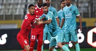 پرسپولیس با پیکان بالاخره به صدر رسید | گلزنی ستاره سرخ ها در حضور همسرش