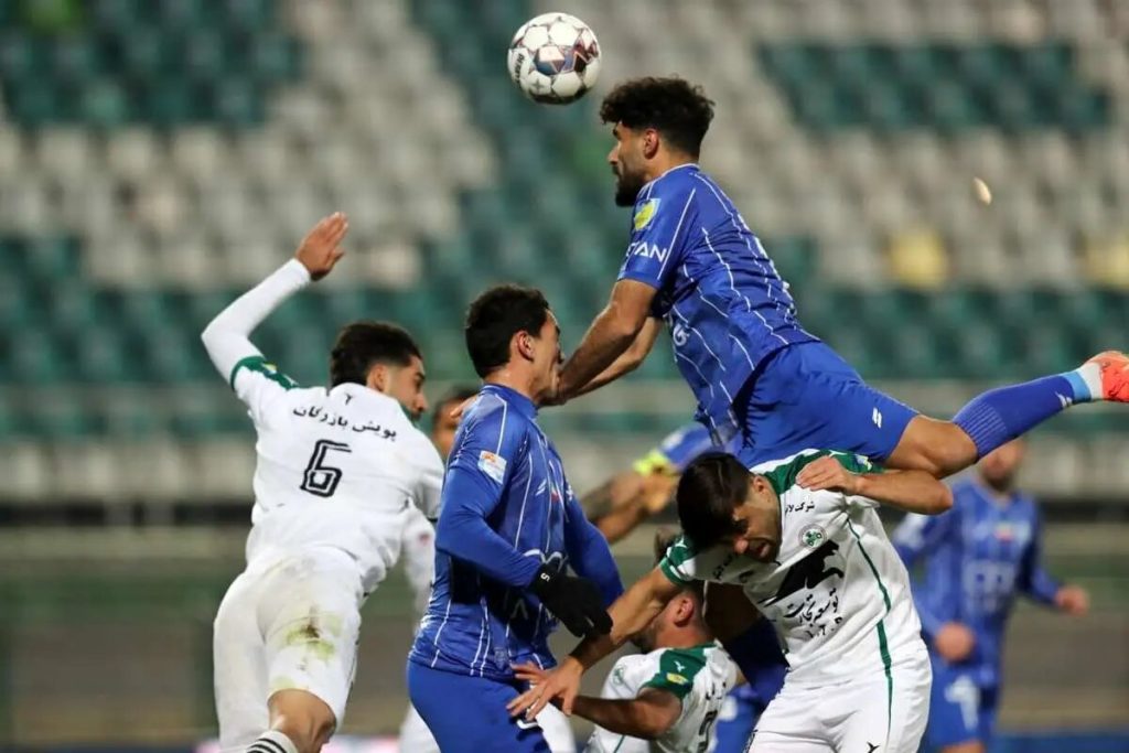 ۳-۴ بازیکن در حد استقلال نیستند؛ از رفتن یک بازیکن متاسفم | من هم از دیدن بازی استقلال لذت نمیبرم