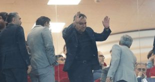 پشت پرده حضور تاجرنیا در رختکن استقلال | رفتار عجیبی که صدای ساپینتو را هم درآورد